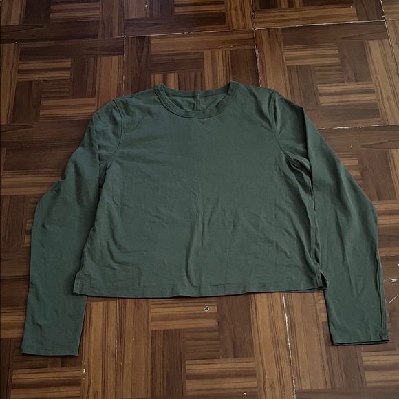 Lululemon Classic-Fit Cotton Blend Long Sleeve Shirt - Picture 5 of 5